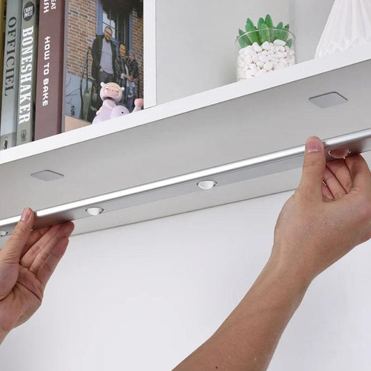 Luminária de LED Magnética – Iluminação Inteligente e Sofisticada - Oult Free